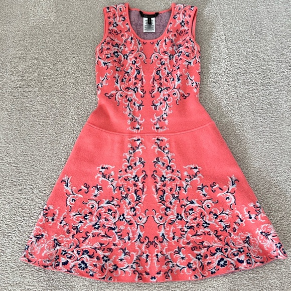 BCBGMaxAzria Wilma Floral Knit Jacquard Dress Pink Size XSmall Floral Sweater - Picture 2 of 7